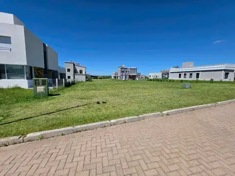 Terreno en venta en Barrio privado, Concepción del Uruguay