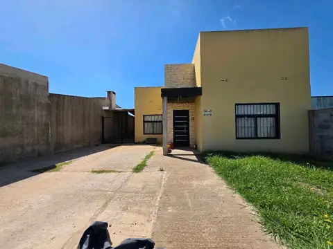 Casa de 2 dormitorios en venta en San Justo