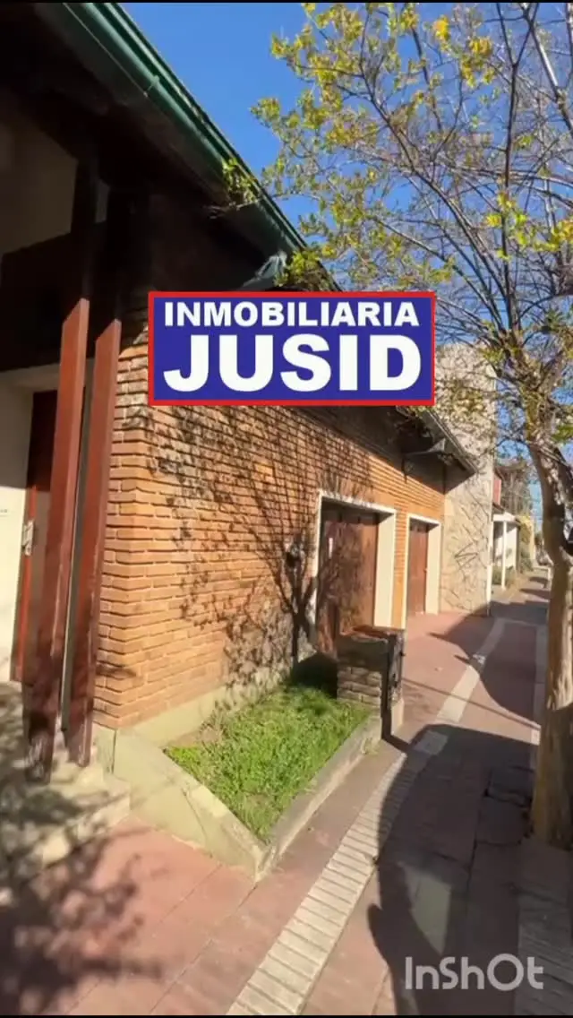 Casa de 5 dormitorios en venta en Rocamora — foto 1