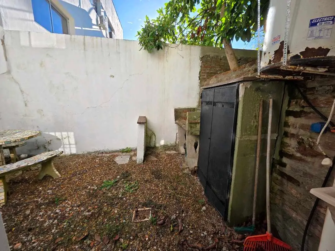 Casa de 2 dormitorios en venta en Colón — foto 7