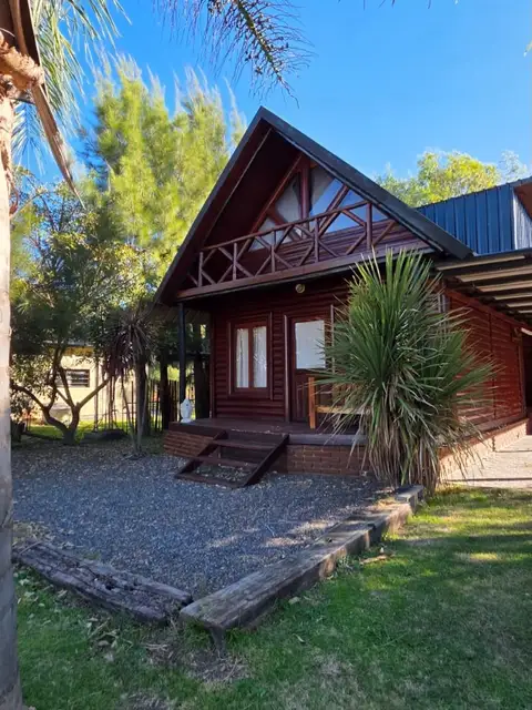 Casa de 2 dormitorios en venta en Barrio Pueblo La Escondida, Concepción del Uruguay