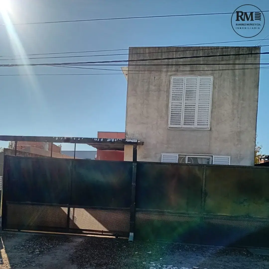 Casa de 3 dormitorios en venta en Zona Colegio / Hospital, Concepción del Uruguay — foto 2