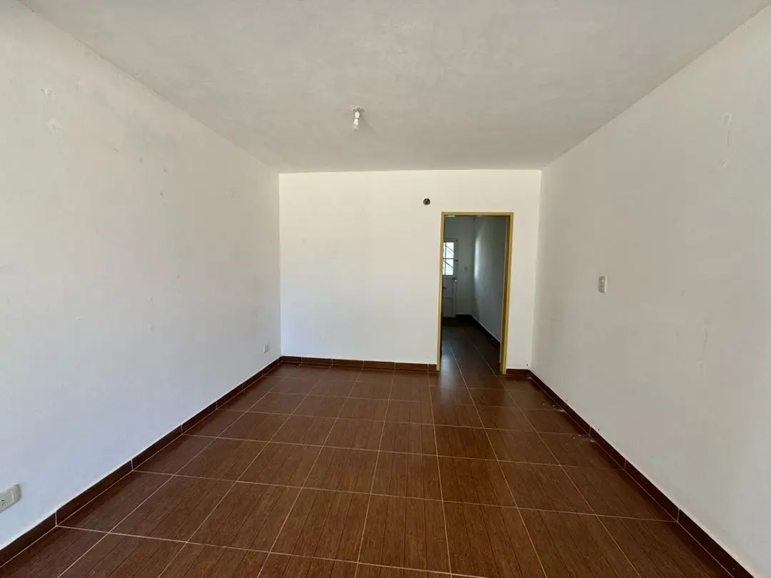 Departamento en alquiler en Caseros — foto 2