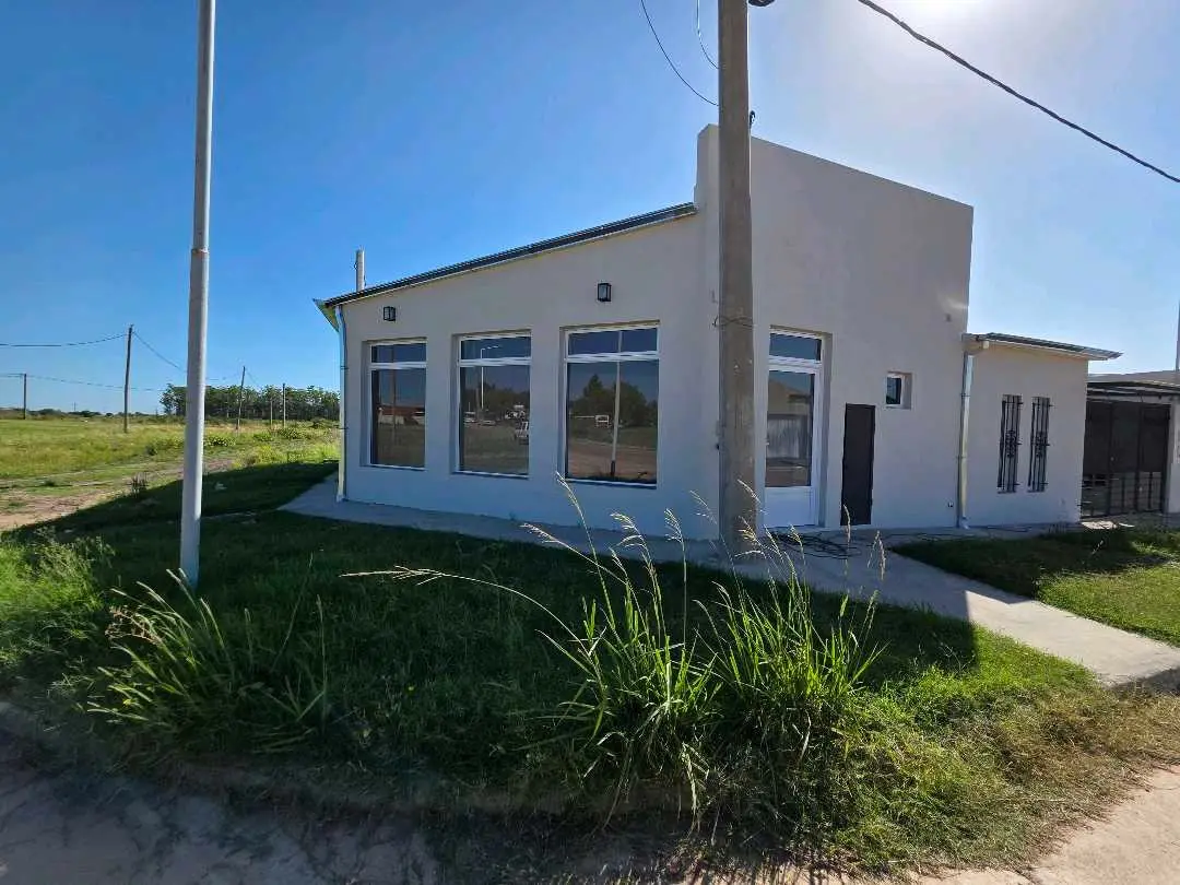 Comercial en alquiler en Caseros — foto 1
