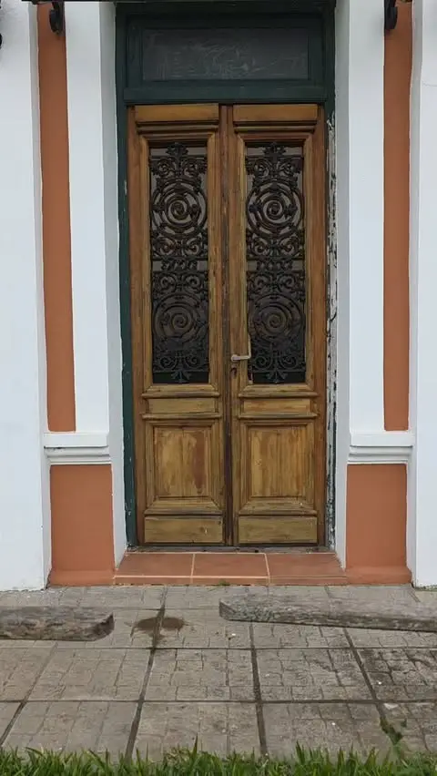 Casa de 3 dormitorios en venta en Caseros — foto 2