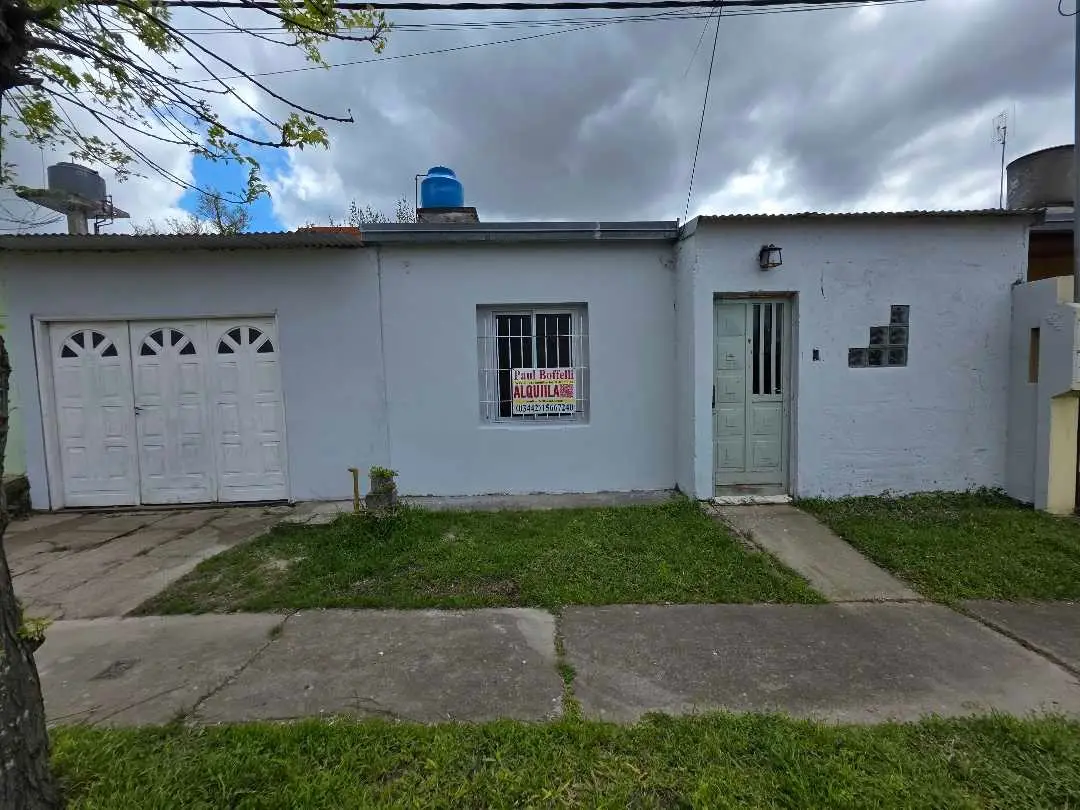 Casa de 2 dormitorios en alquiler en Concepción del Uruguay — foto 1